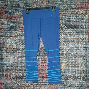 Nike womens 2tone blue striped Legend Burnout capri leggings M 725095 EUC